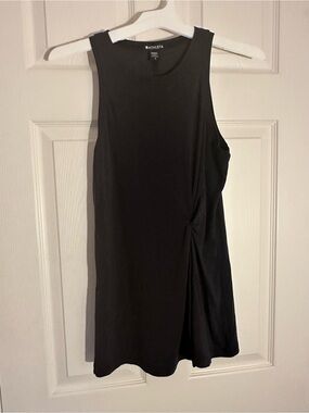 Athleta Radiate Black Twist-Side Tank top size small